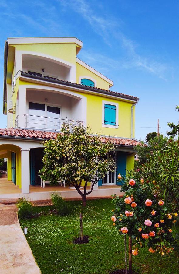 Apartman Mendula Premantura Dış mekan fotoğraf